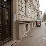 Elegant Stay In Quiet Center
